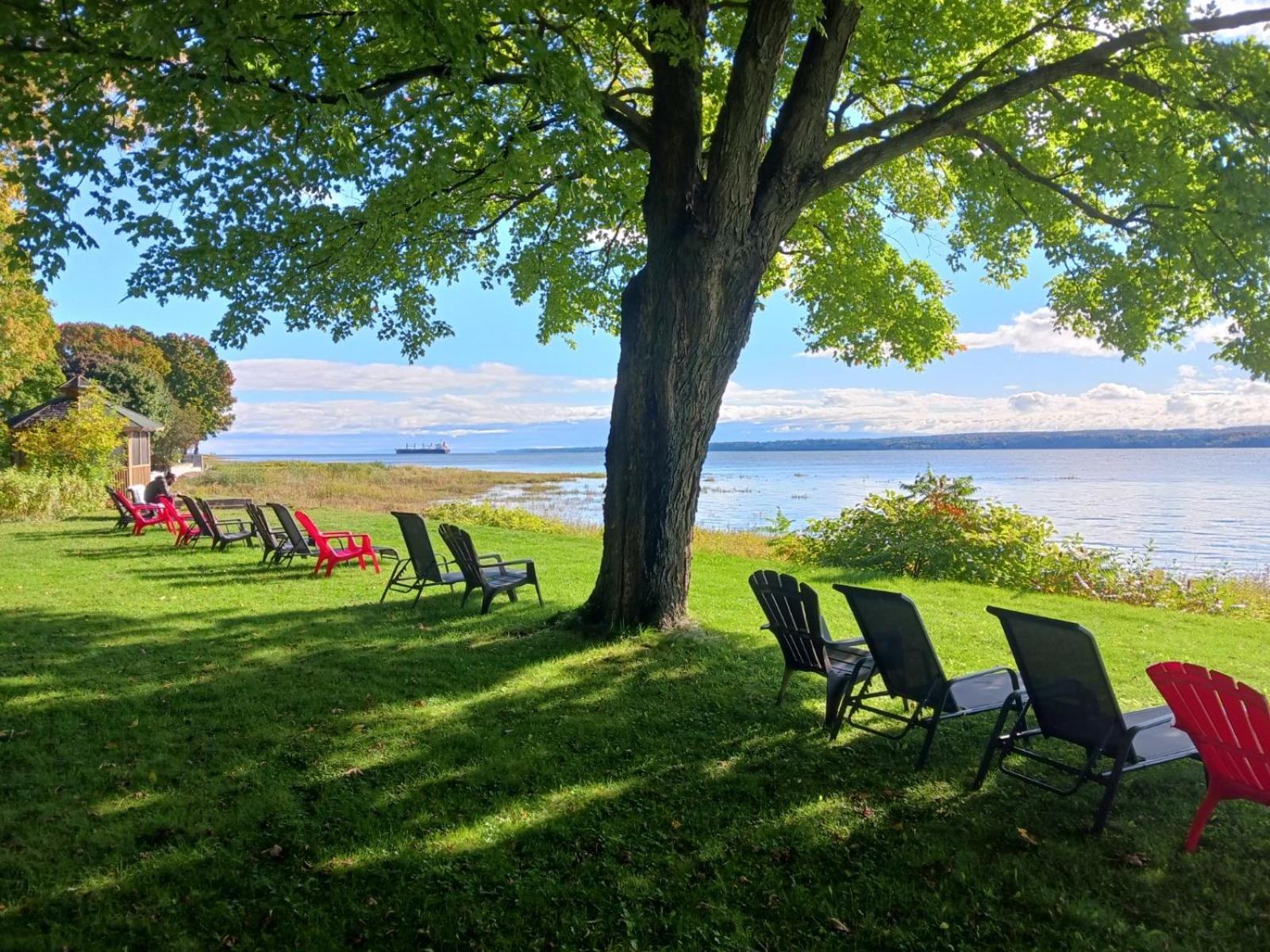 Saint-Laurent-de-l'ile d'Orleans Auberge Les Blancs Moutons מראה חיצוני תמונה