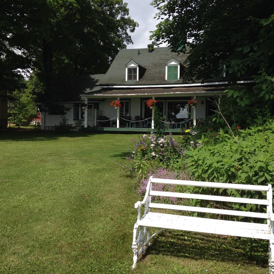 Saint-Laurent-de-l'ile d'Orleans Auberge Les Blancs Moutons מראה חיצוני תמונה